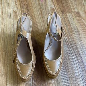 NWT Cole Haan heels size 7.5